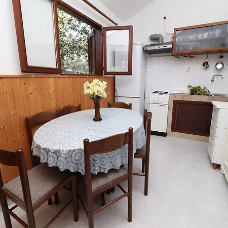 House Danica - Two Bedroom With Terrace And Sea View Сasa de vacaciones *