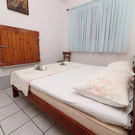 House Danica - Two Bedroom With Terrace And Sea View ヴェラ・ルカ